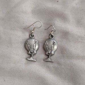 Tweety bird earrings